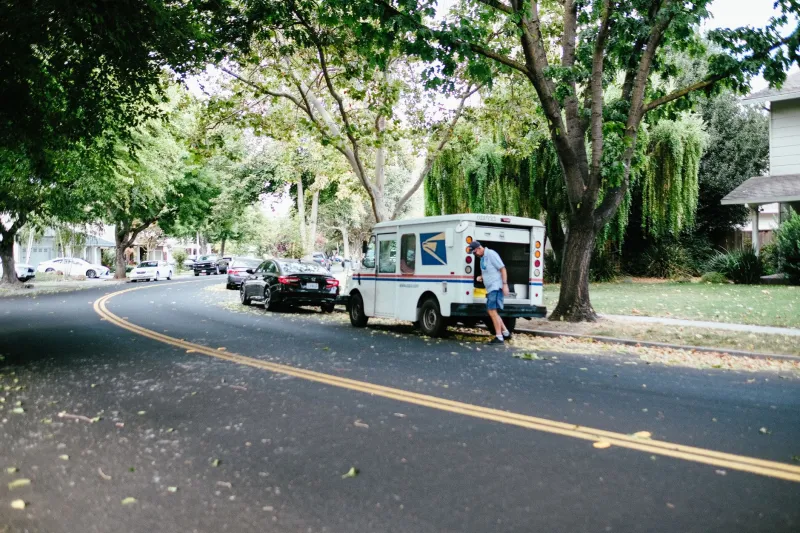 Why Your Package Arrives Three Days Early (Or a Week Late): The Truth Behind Delivery Estimates